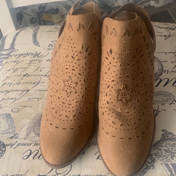 Booties - Picture 3 of 3